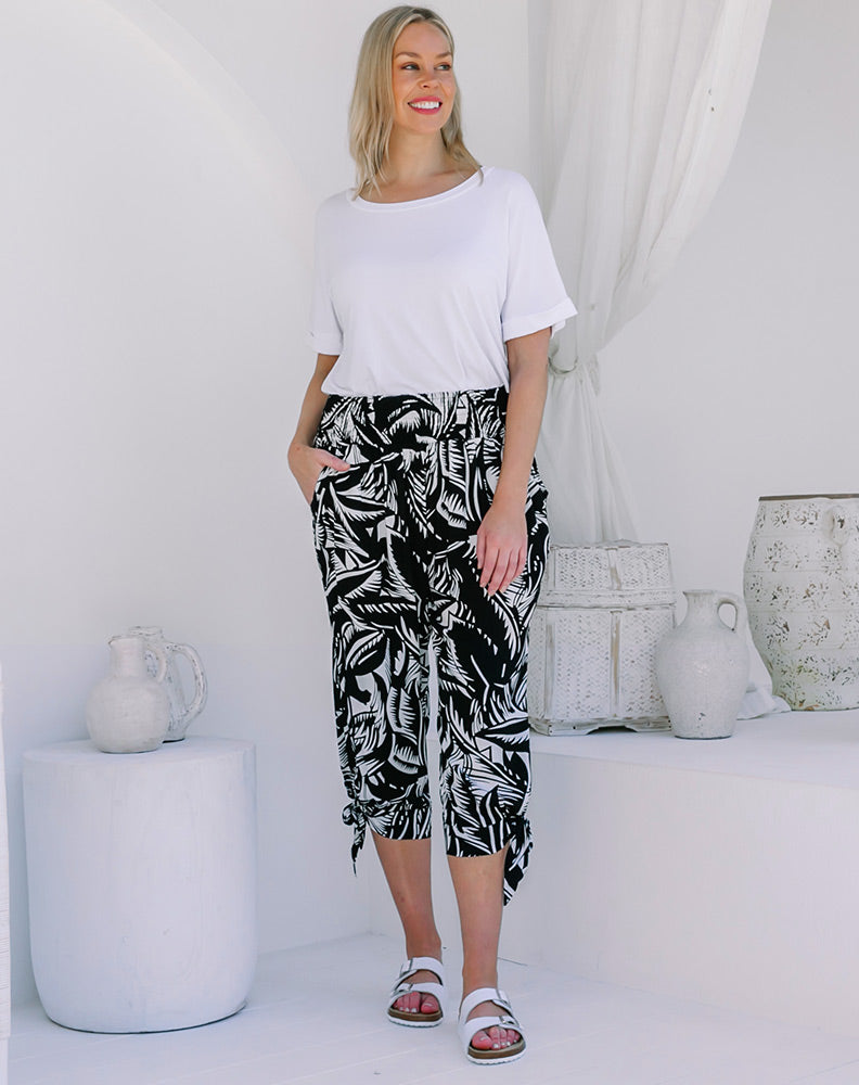 Peace Out Pants -Black/Fern