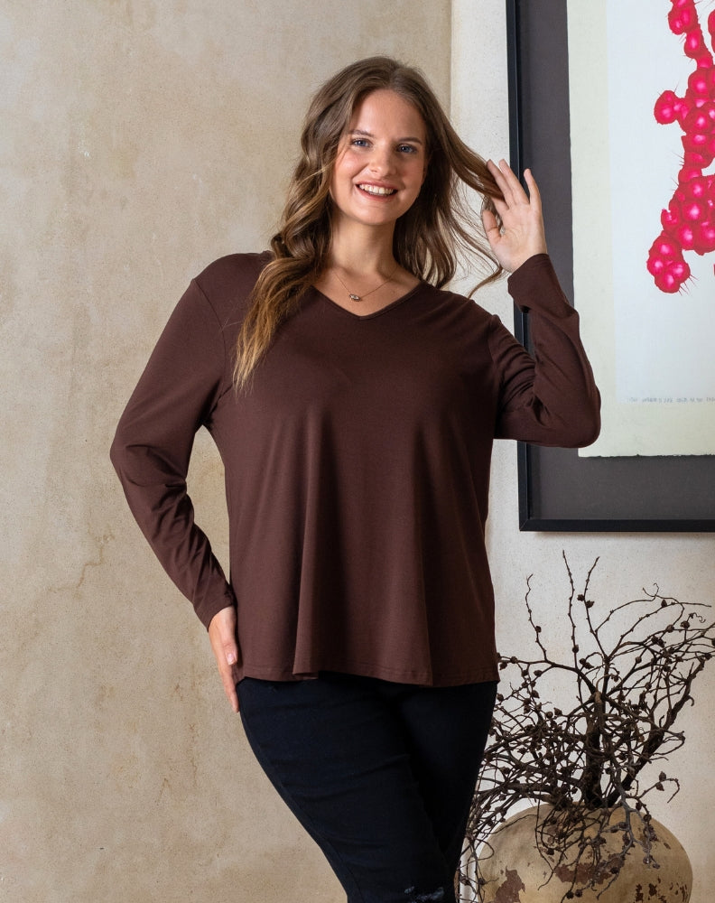 Laney V Neck Tee - Chocolate
