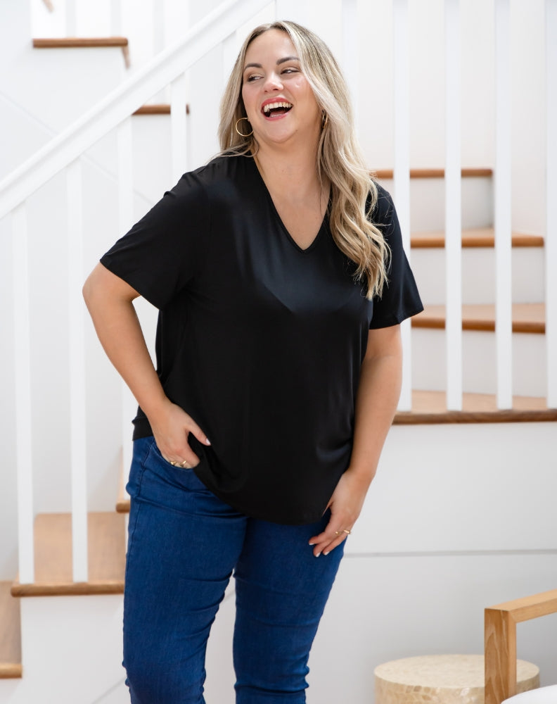 Elena Tee - Black