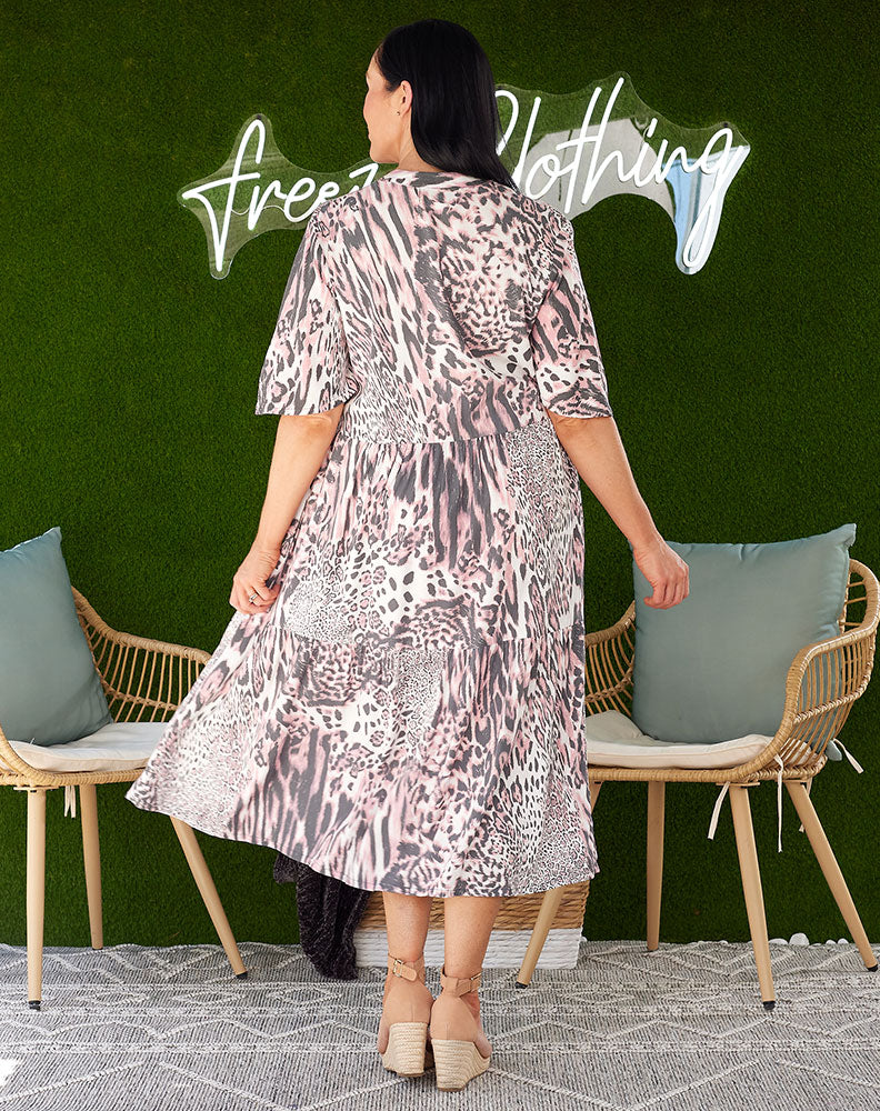 Fresia Dress Pink Leo