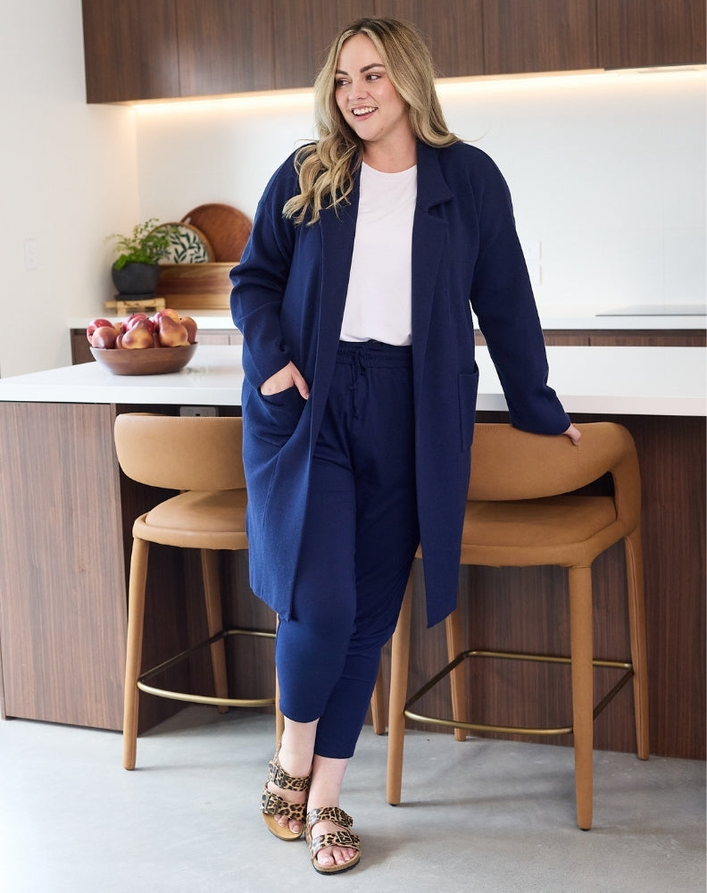 Everyday-Slouch-Pants-Navy-Styled