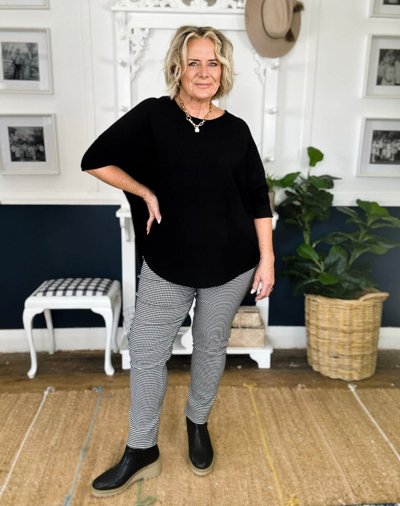 Batwing Knit - Black