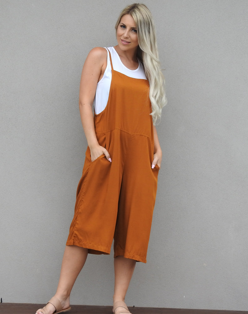 1584tan