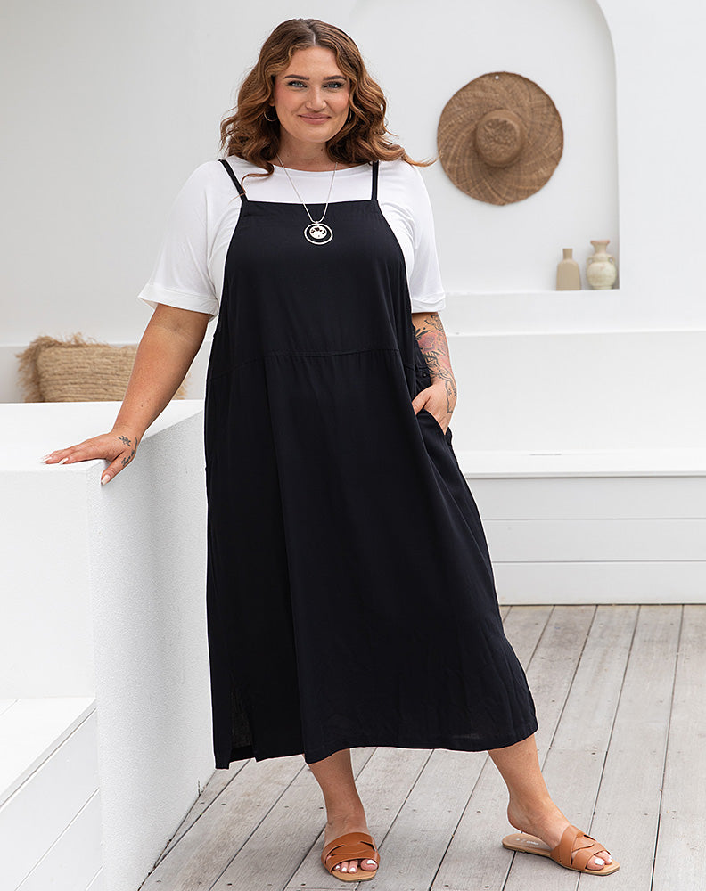 Apron Dress -Black