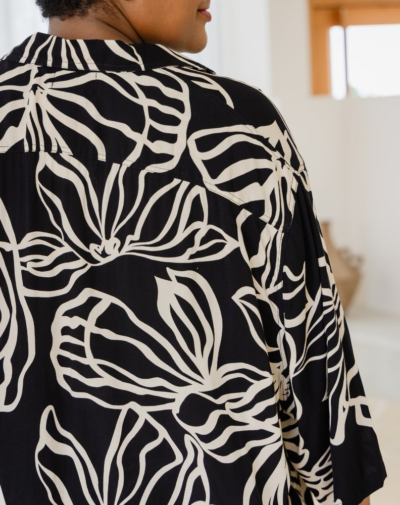 Millie Oversized Top - Midnight Palm