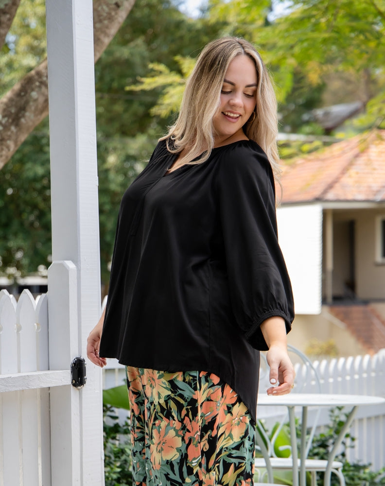 Roxanne Top | Black