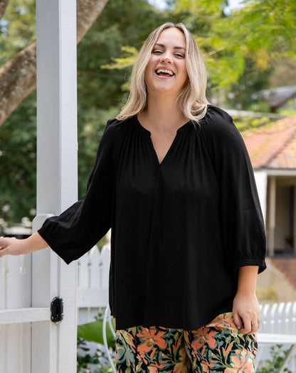 Roxanne Top | Black