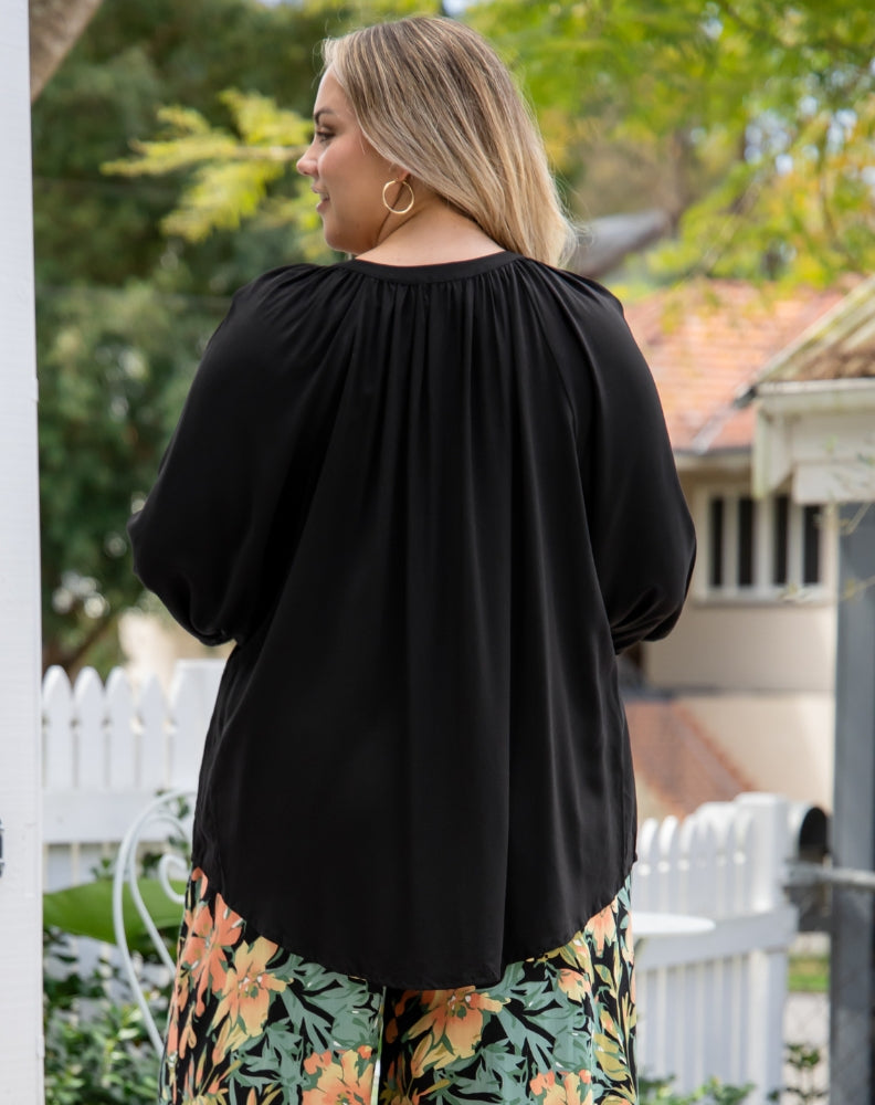 Roxanne Top | Black