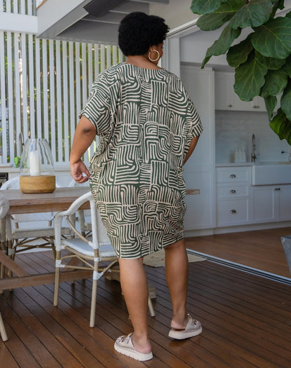 Pocket Dress - Sketch Print