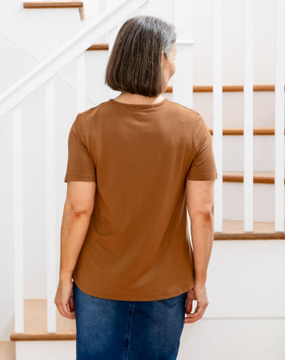 Elena Tee - Nutmeg