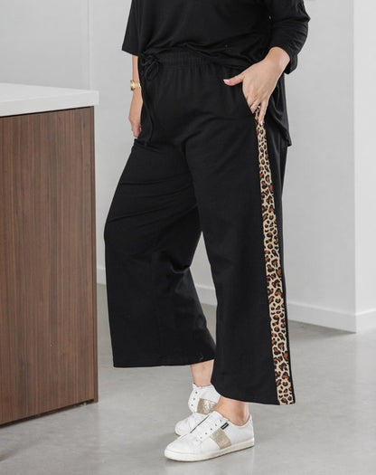 Leopard Trim Pant - Black