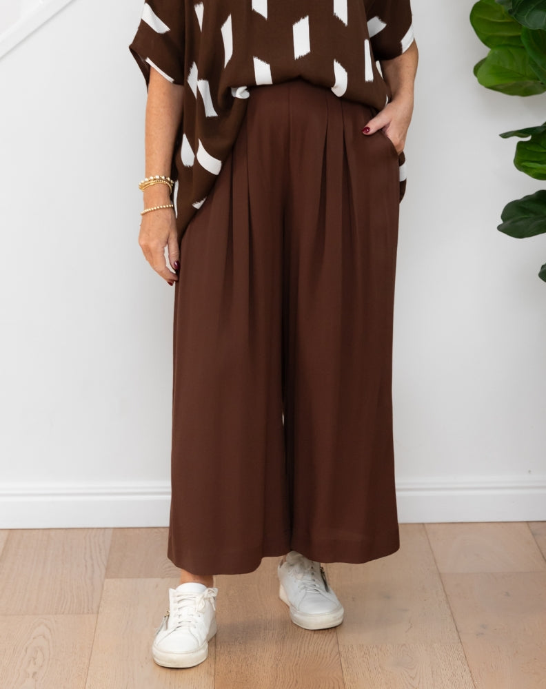 Bonnie Crop Pants - Chocolate