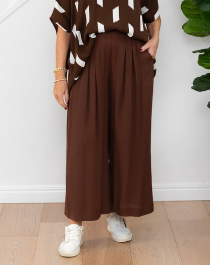 Bonnie Crop Pants - Chocolate