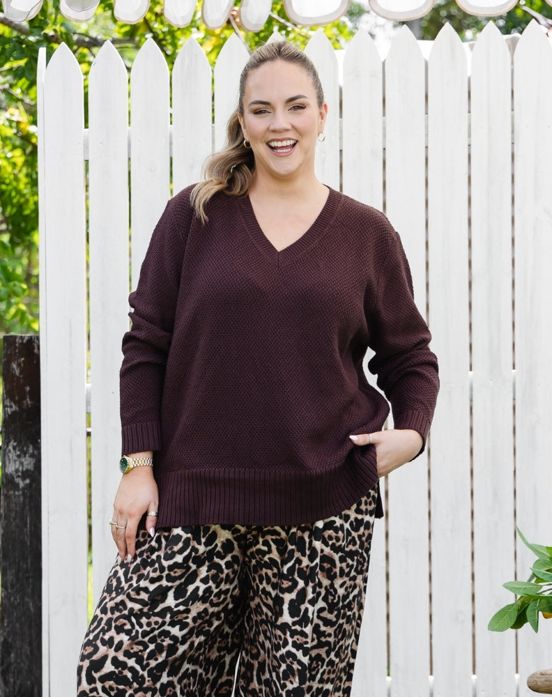 V Neck Maple Cotton Knit - Coffee