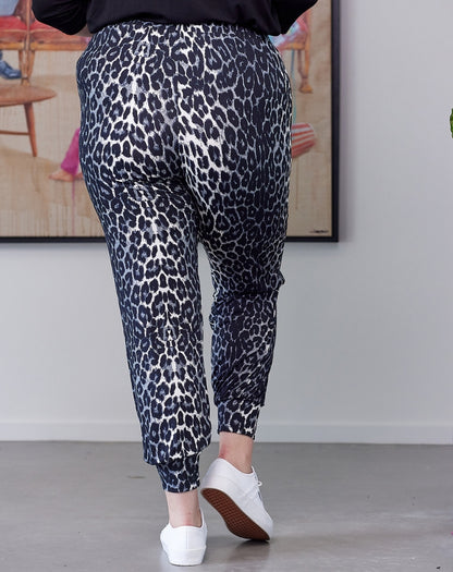 Animal Jogger Pant - Black/White