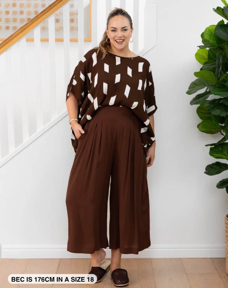 Bonnie Crop Pants - Chocolate