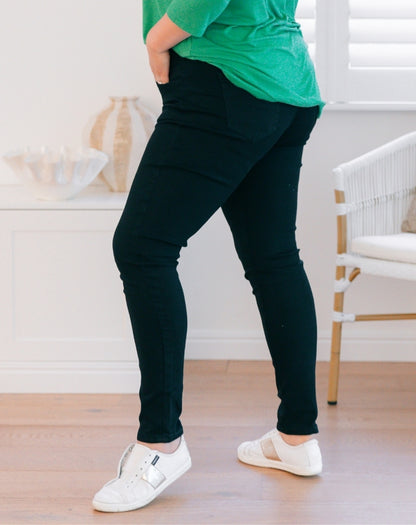 Slip on Jean - Black Denim