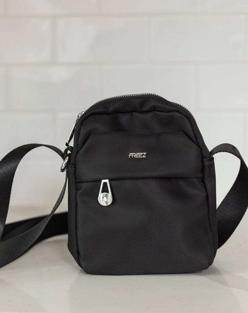 Freez_Nylon_Black_Crossbody_Bag