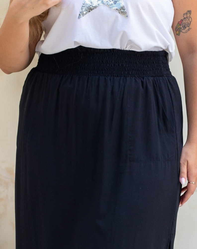 Resort Skirt - Black