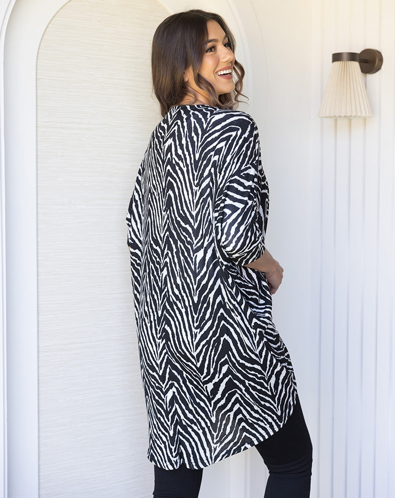 Festival Shrug - Zebra